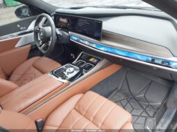 
										2024 BMW 7 series full									
