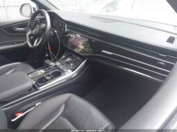 
										2019 Audi Q8 full									