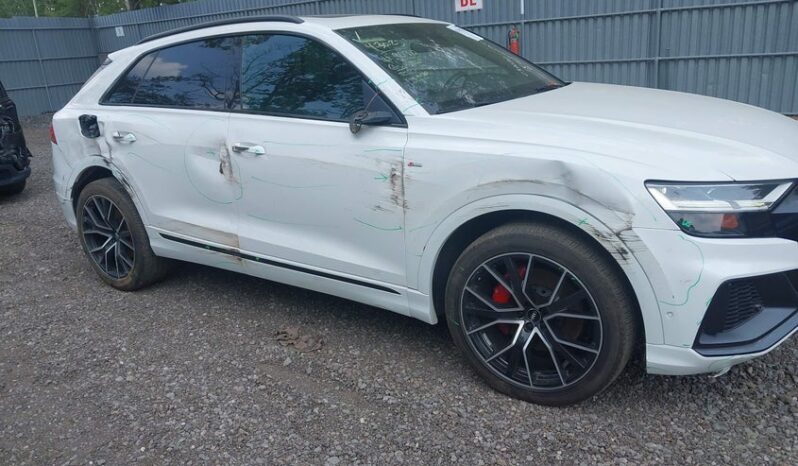
								2019 Audi Q8 full									