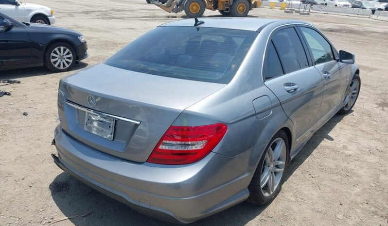 
								2012 Mercedes-benz C 250 full									