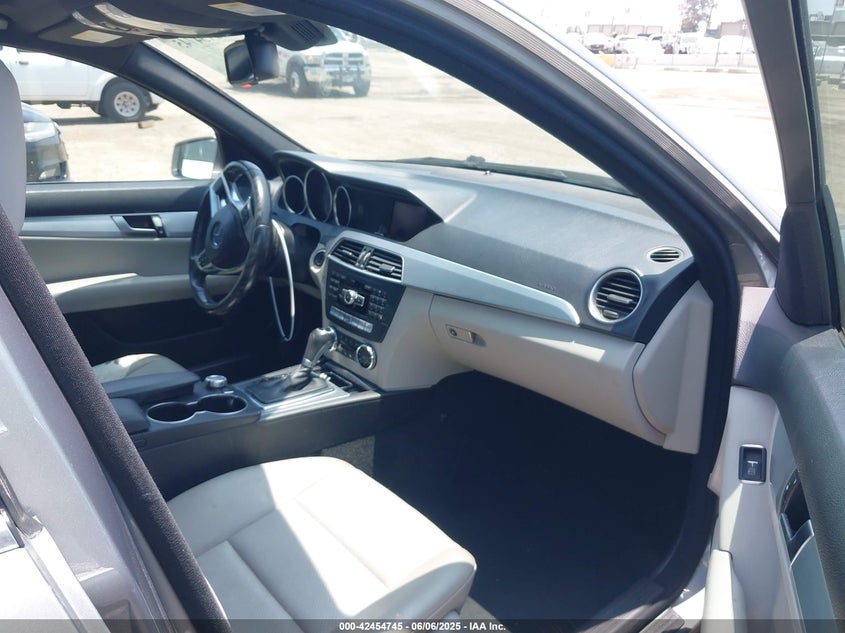 2012 Mercedes-benz C 250