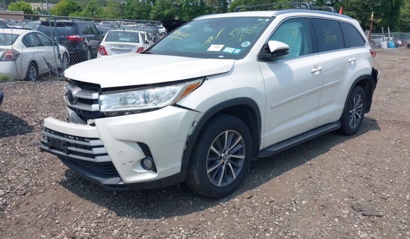 
								2018 Toyota Highlander full									