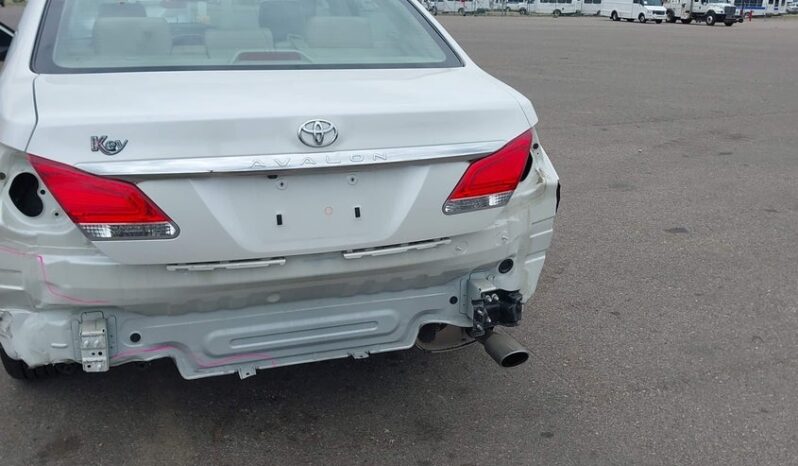 
								2012 Toyota Avalon full									