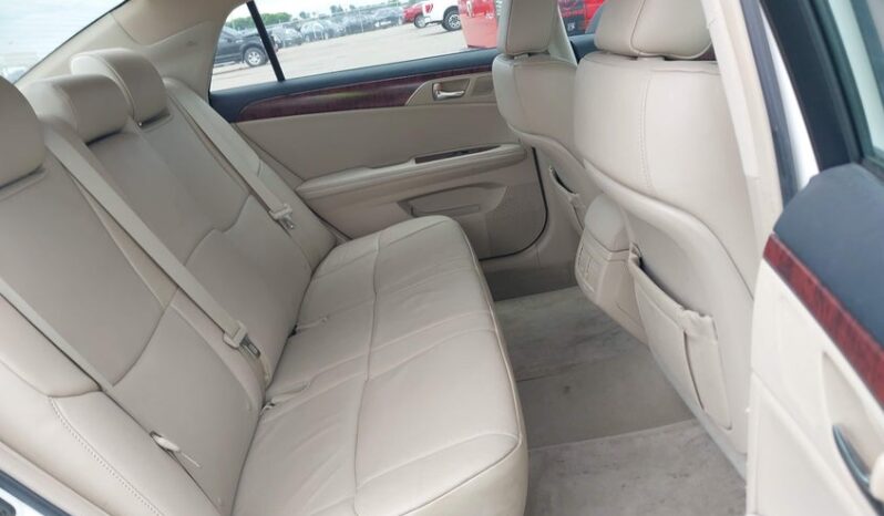 
								2012 Toyota Avalon full									