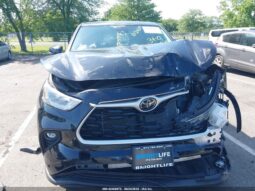 
										2021 Toyota Highlander full									