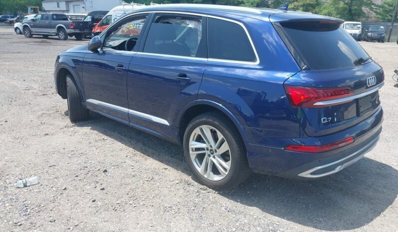 
								2022 Audi Q7 full									