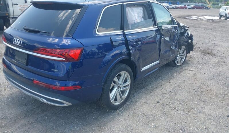
								2022 Audi Q7 full									
