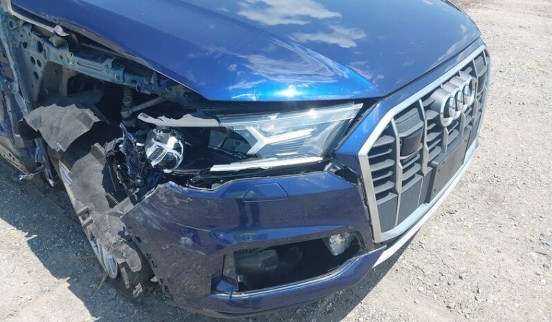 
								2022 Audi Q7 full									