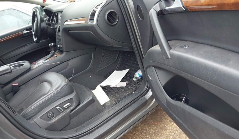 
								2015 Audi Q7 full									