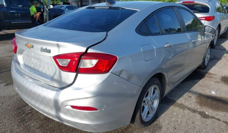
								2018 Chevrolet Cruze full									