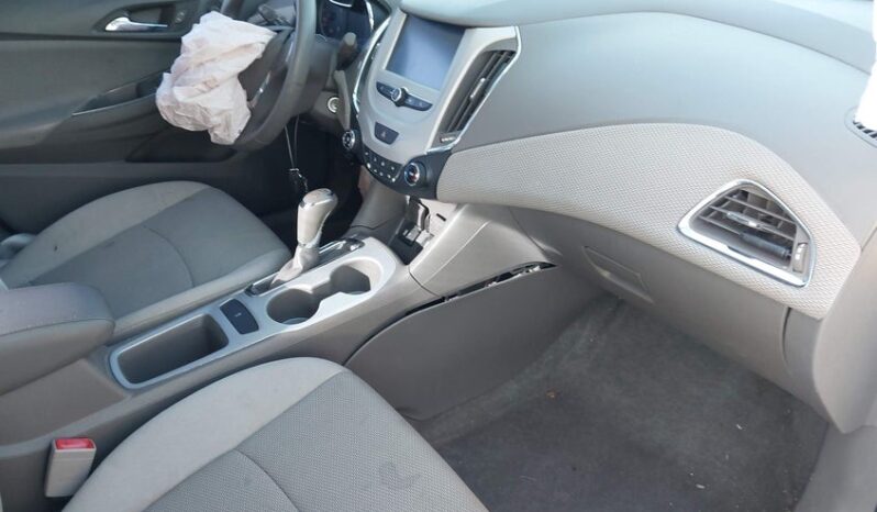 
								2018 Chevrolet Cruze full									