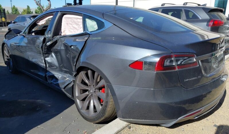 
								2015 Tesla Model s full									