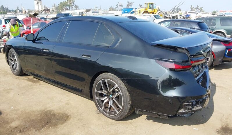
								2024 BMW 740 full									