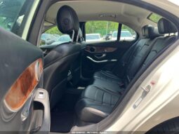 
										2015 Mercedes-benz C full									