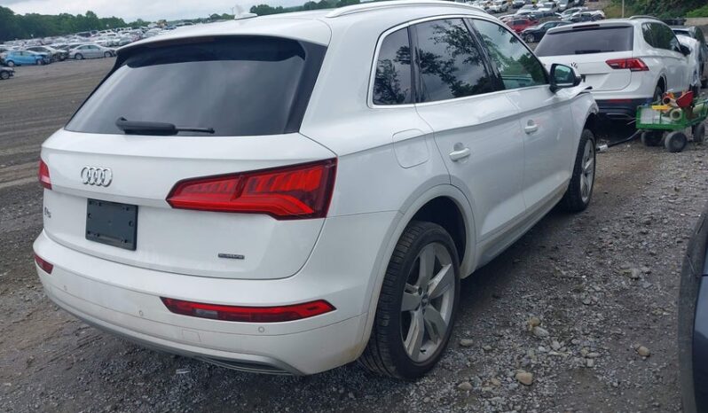 
								2019 Audi Q5 full									