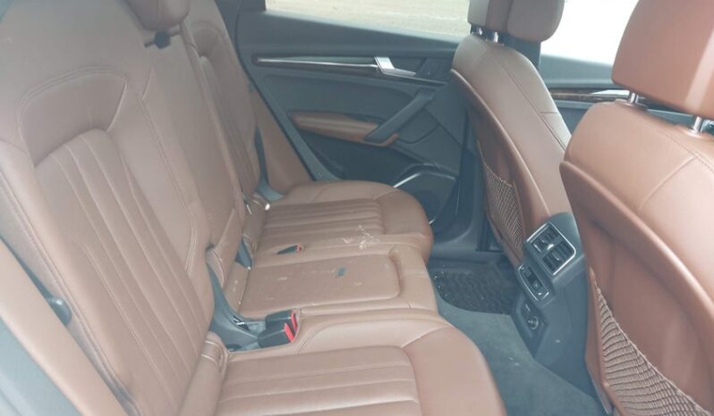 
								2019 Audi Q5 full									