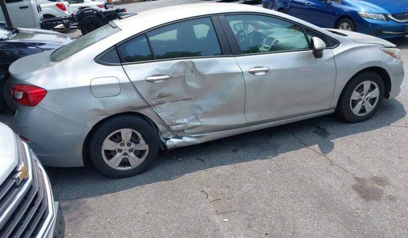 
								2017 Chevrolet Cruze full									