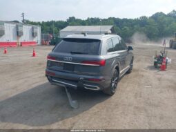 
										2021 Audi Q7 full									