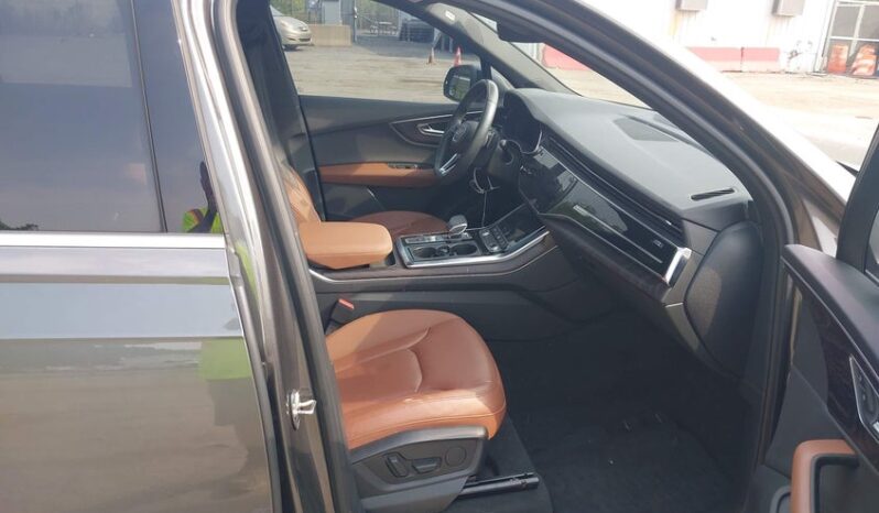 
								2021 Audi Q7 full									