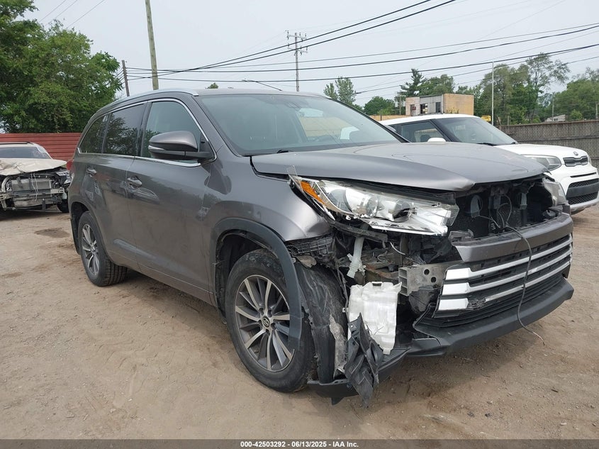 2017 Toyota Highlander