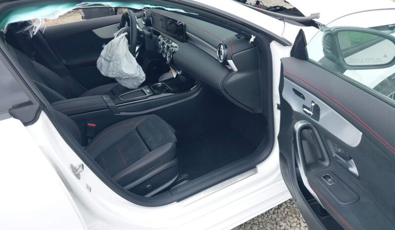 
								2025 Mercedes-benz Cla full									