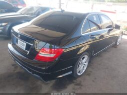 
										2012 Mercedes-benz C 250 full									
