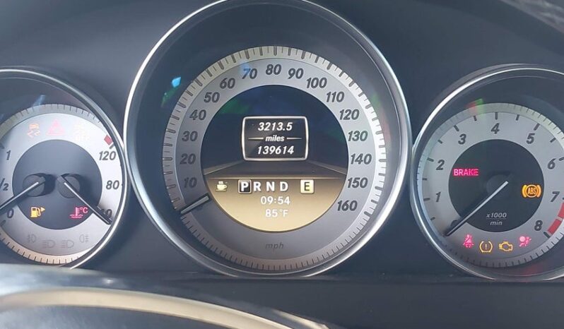 
								2012 Mercedes-benz C 250 full									