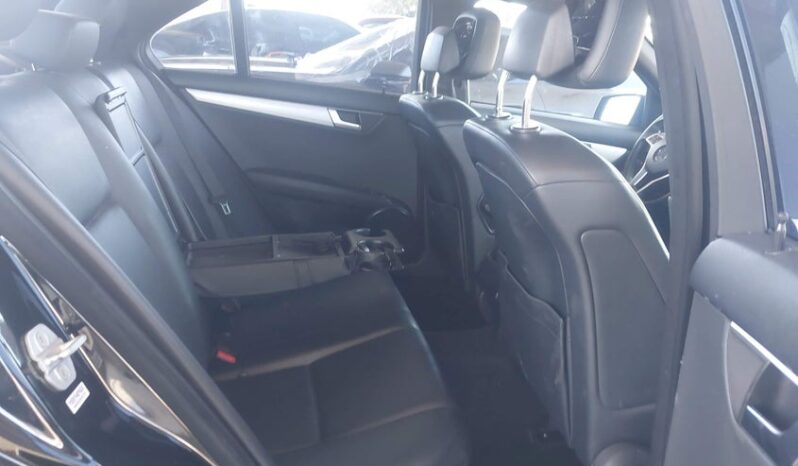 
								2012 Mercedes-benz C 250 full									