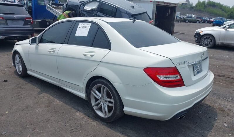 
								2012 Mercedes-benz C 300 full									