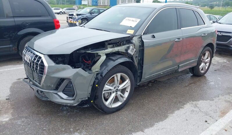 
								2023 Audi Q3 full									