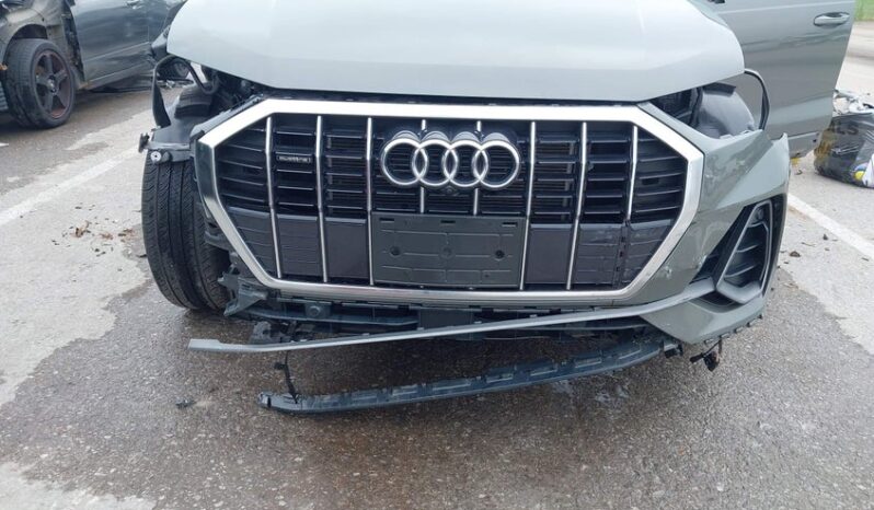 
								2023 Audi Q3 full									