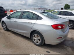 
										2018 Chevrolet Cruze full									