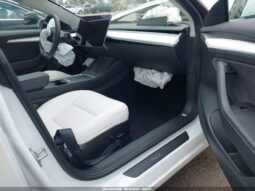 
										2022 Tesla Model 3 full									