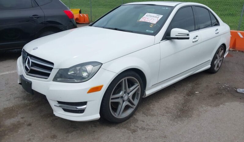 
								2014 Mercedes-benz C 300 full									