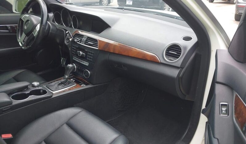 
								2014 Mercedes-benz C 300 full									