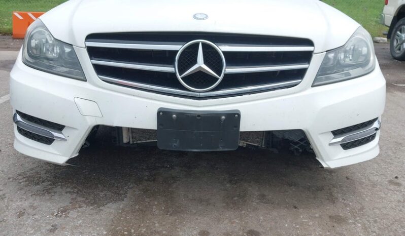 
								2014 Mercedes-benz C 300 full									