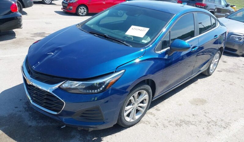 
								2019 Chevrolet Cruze full									