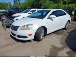 
										2013 Suzuki Kizashi full									