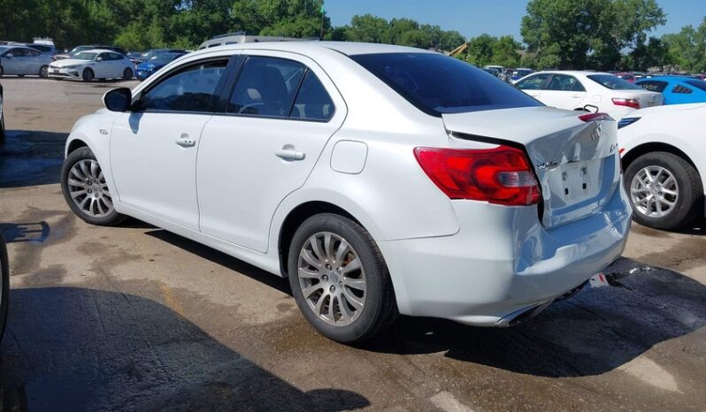 
								2013 Suzuki Kizashi full									
