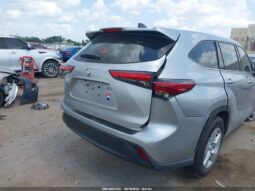 
										2022 Toyota Highlander full									