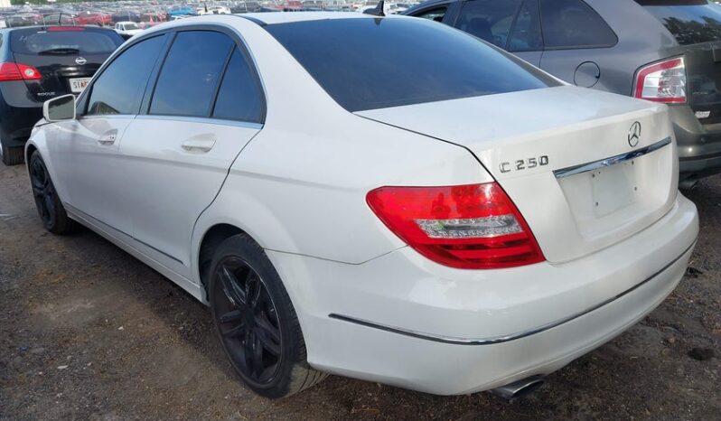 
								2013 Mercedes-benz C 250 full									