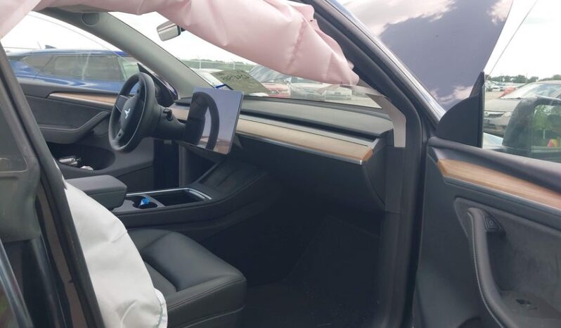 
								2024 Tesla Model y full									