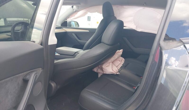
								2024 Tesla Model y full									