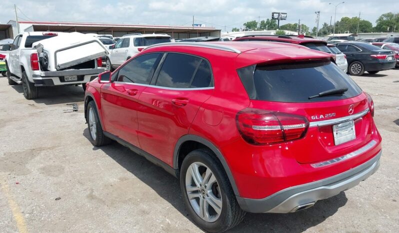 
								2020 Mercedes-benz Gla 250 full									