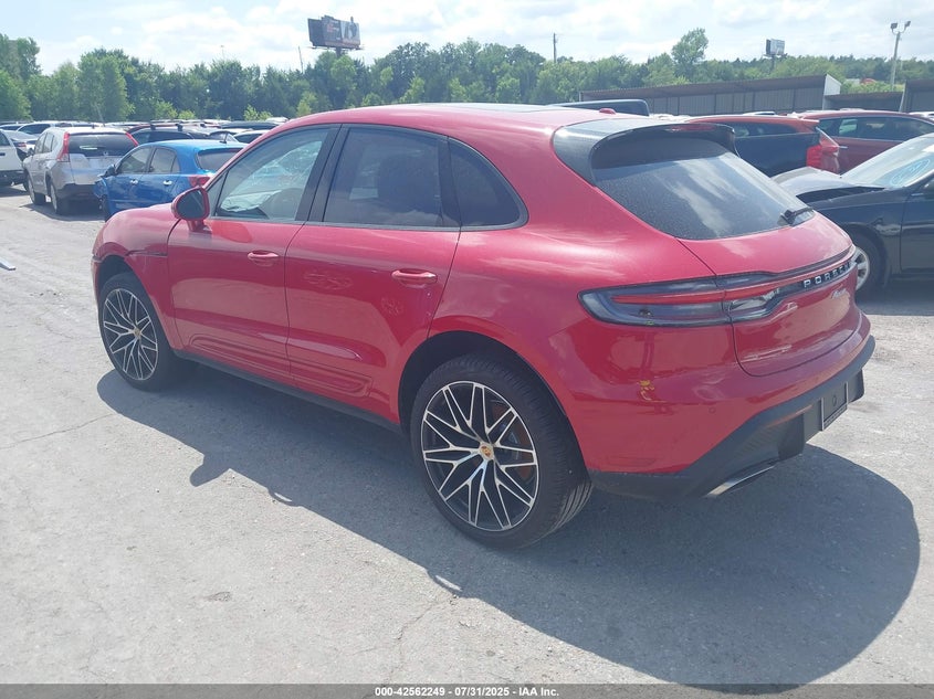 2025 Porsche Macan