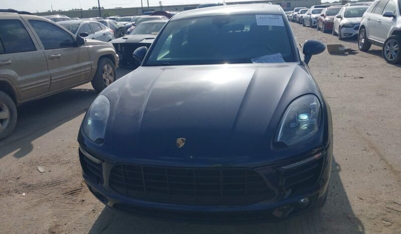 
								2018 Porsche Macan full									
