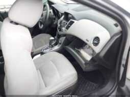 
										2015 Chevrolet Cruze full									