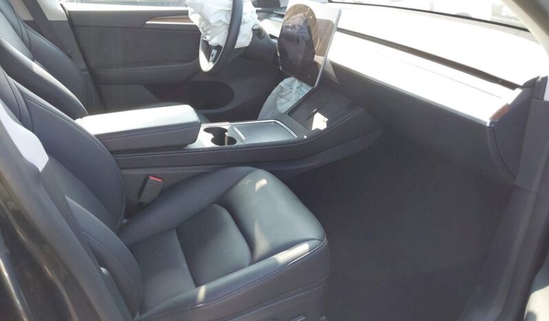 
								2025 Tesla Model y full									