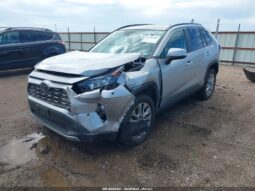 
										2019 Toyota Rav4 full									
