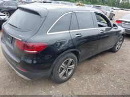 
										2020 Mercedes-benz Glc 300 full									